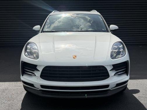 White 2019 Porsche Macan S