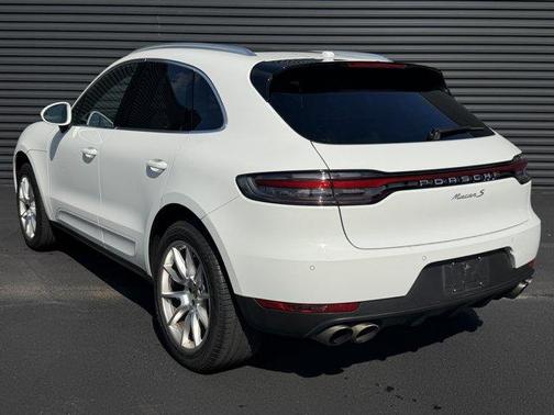 White 2019 Porsche Macan S