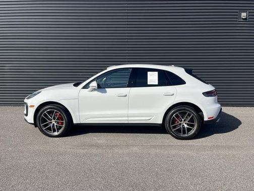 2024 Porsche Macan S