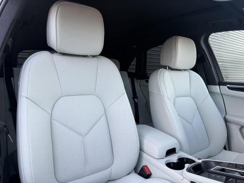 Chalk 2026 Porsche Macan S