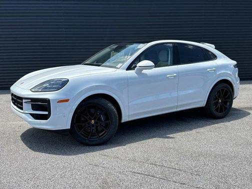 2025 Porsche Cayenne AWD