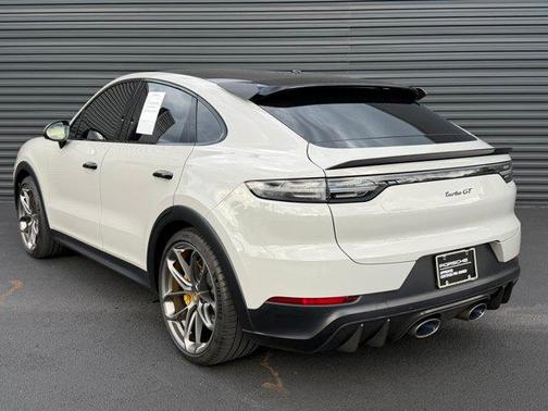 Chalk 2023 Porsche Cayenne Turbo GT
