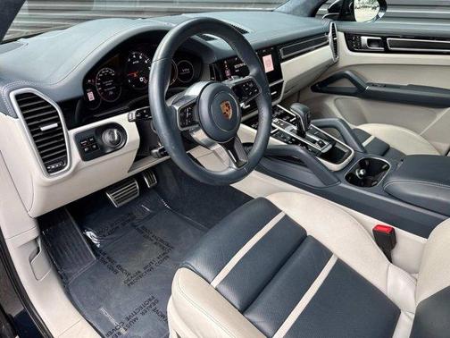 2021 Porsche Cayenne GTS