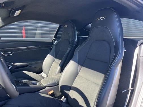 2025 Porsche 718 Cayman GTS 4.0