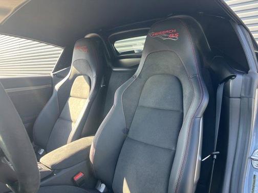 2025 Porsche 718 Spyder RS