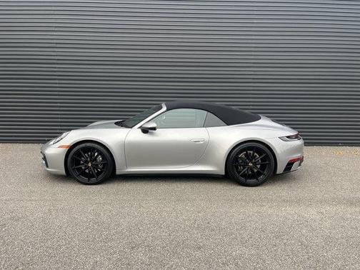 2023 Porsche 911 Carrera