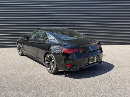 2018 INFINITI Q60 3.0t LUXE