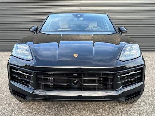 2024 Porsche Cayenne AWD