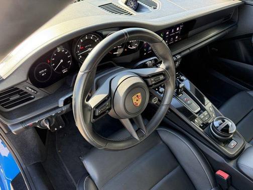 2023 Porsche 911 Carrera GTS