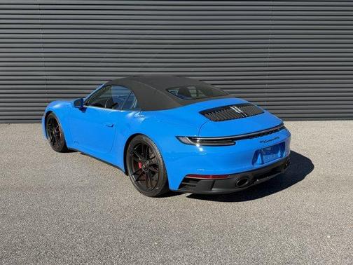 2023 Porsche 911 Carrera GTS