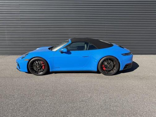 2023 Porsche 911 Carrera GTS