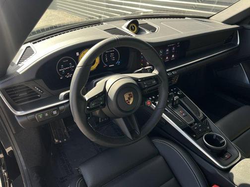 2026 Porsche 911 Carrera GTS