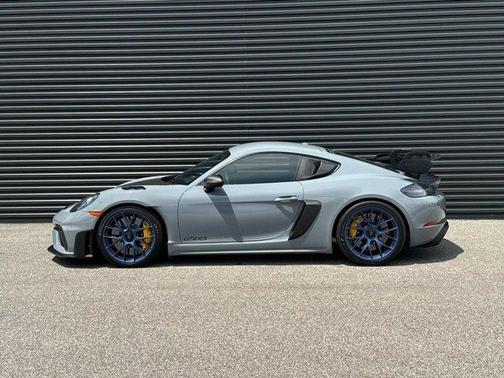 2023 Porsche 718 Cayman GT4 RS