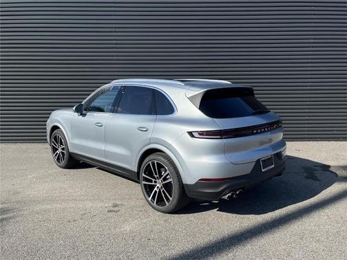 2026 Porsche Cayenne Base