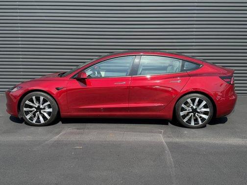 2024 Tesla Model 3 Long Range