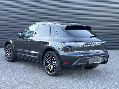2026 Porsche Macan Base