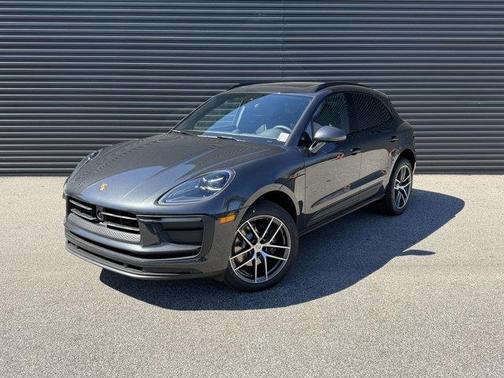 2026 Porsche Macan Base