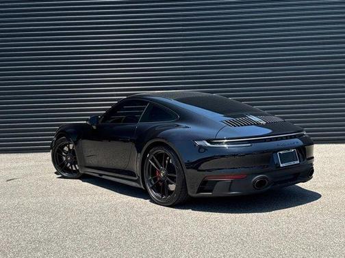 2023 Porsche 911 Carrera GTS