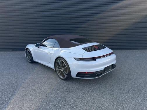 2024 Porsche 911 Carrera