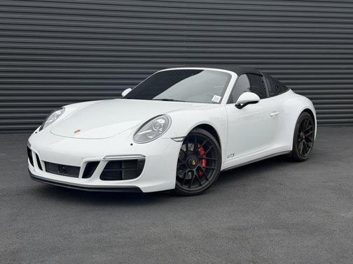 Carrara White Metallic 2018 Porsche 911 Targa 4 GTS