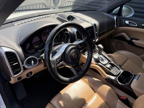 White 2017 Porsche Cayenne Platinum Edition