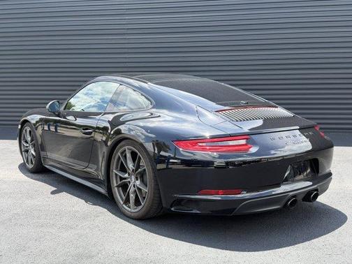 Jet Black Metallic 2019 Porsche 911 Carrera T
