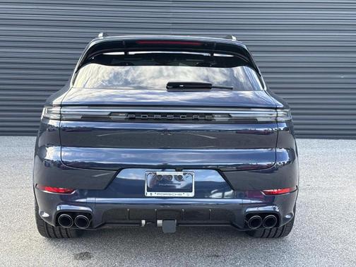 2026 Porsche Cayenne GTS