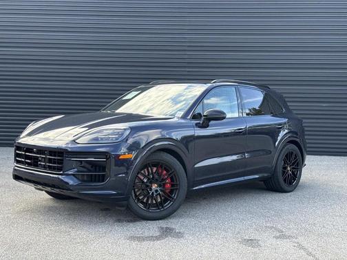 2026 Porsche Cayenne GTS