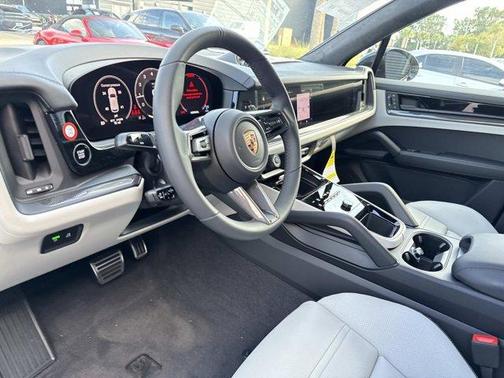 2026 Porsche Cayenne GTS