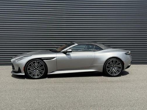 2024 Aston Martin DB12 Volante