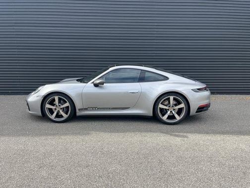2024 Porsche 911 Carrera T