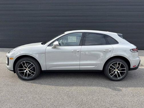 Chalk 2026 Porsche Macan Base