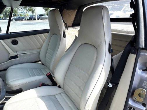 1988 Porsche 911 Carrera