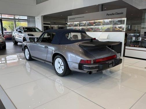 1988 Porsche 911 Carrera