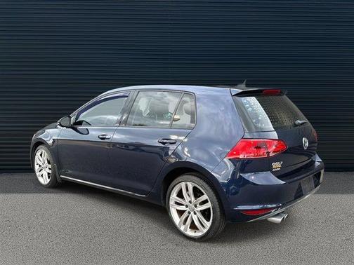 2015 Volkswagen Golf TDI SEL 4-Door
