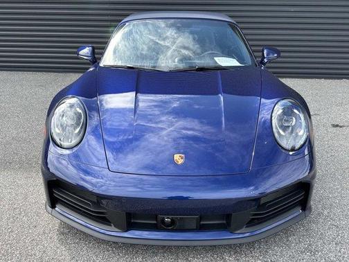 2025 Porsche 911 Carrera