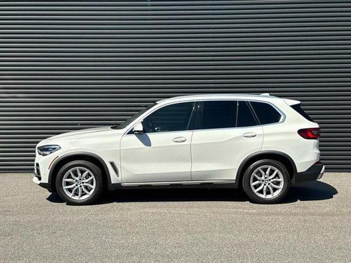 2022 BMW X5 sDrive40i