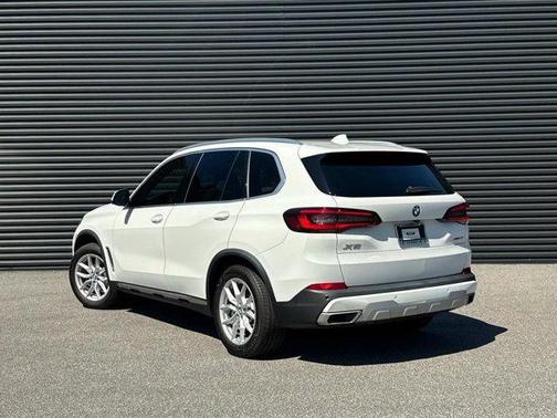 2022 BMW X5 sDrive40i