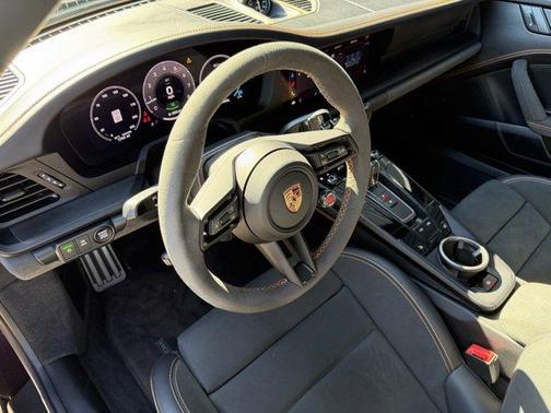 2025 Porsche 911 Targa 4 GTS