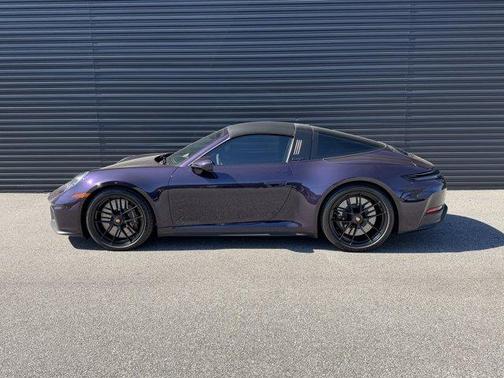 2025 Porsche 911 Targa 4 GTS