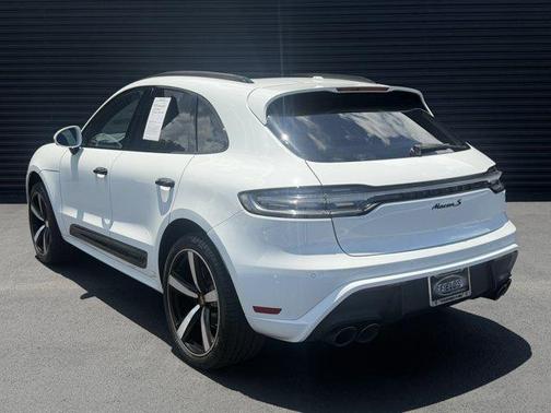 2023 Porsche Macan S
