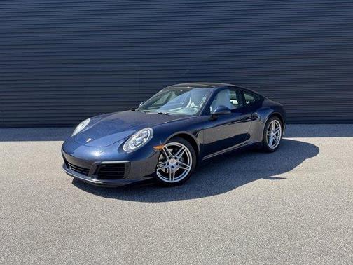 2018 Porsche 911 Carrera