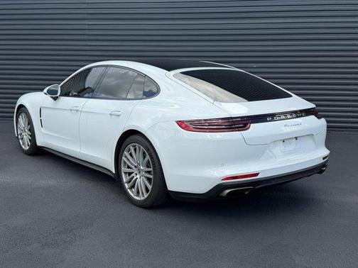 White 2018 Porsche Panamera 4