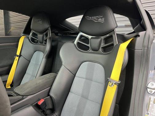 2024 Porsche 718 Cayman GT4 RS