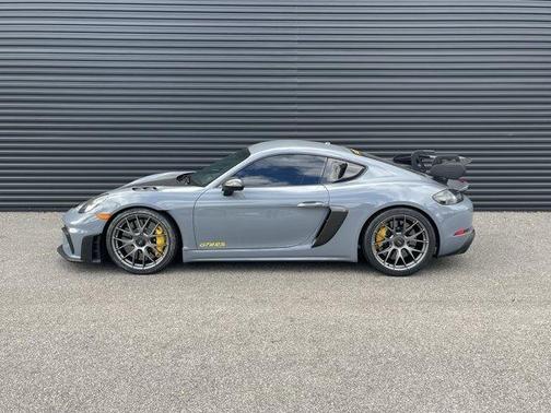 2024 Porsche 718 Cayman GT4 RS
