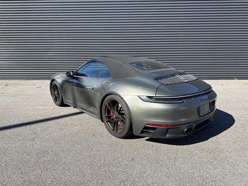 2022 Porsche 911 Carrera GTS
