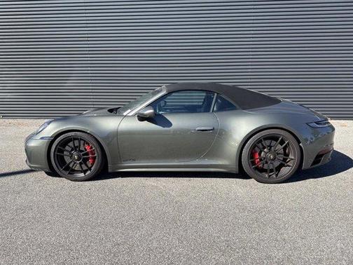 2022 Porsche 911 Carrera GTS