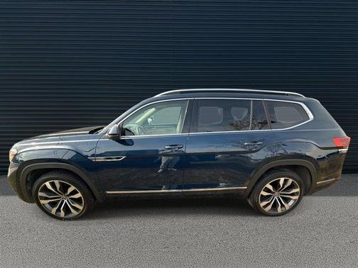 2023 Volkswagen Atlas 3.6L SEL Premium R-Line