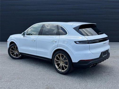 2025 Porsche Cayenne S