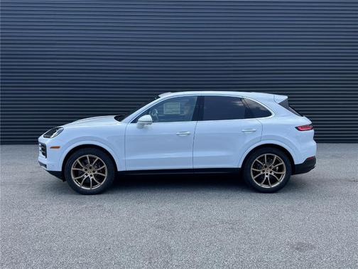 2025 Porsche Cayenne S